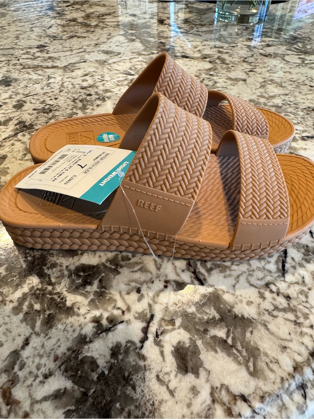 Women's Reef Tan Water Vista Sandal - NWT size 7
